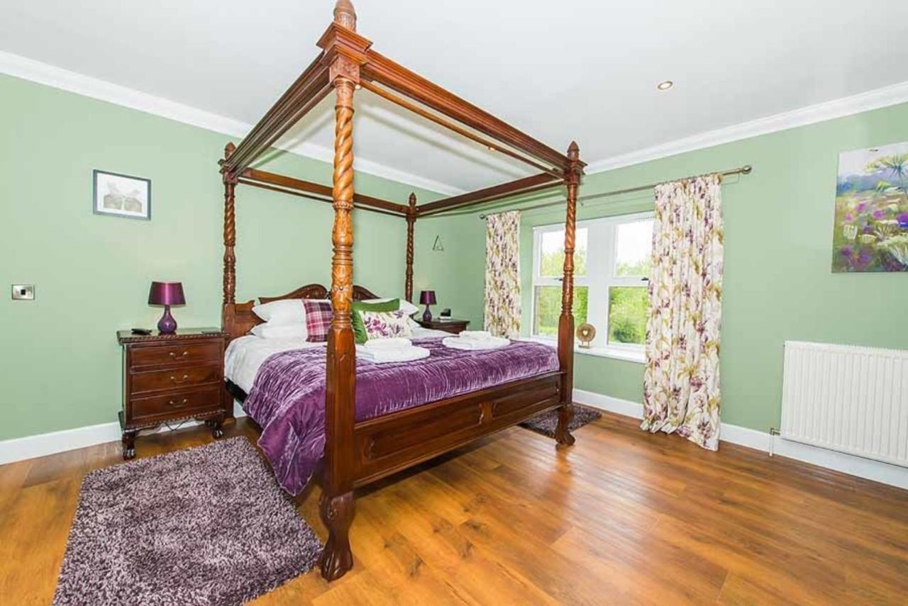 Douglas Fir Lodge With Hot Tub Near Cupar Fife Luthrie 외부 사진